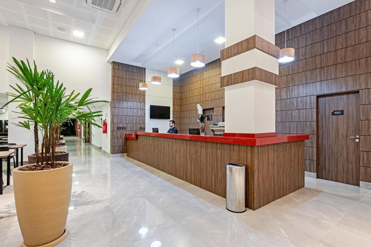 Slim Guarapuava Hotel Ngoại thất bức ảnh